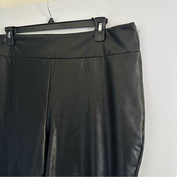 Size 2X ModCloth Black Faux Leather Leggings - Picture 4 of 5